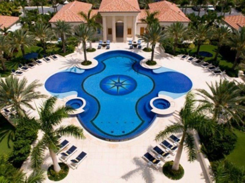 The Regent Grand Hotel Grace Bay Exterior photo